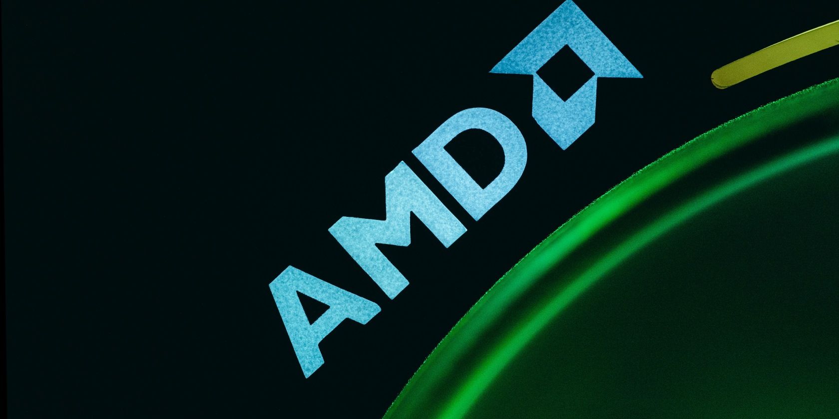 Как исправить замену драйвера AMD после Windows Update