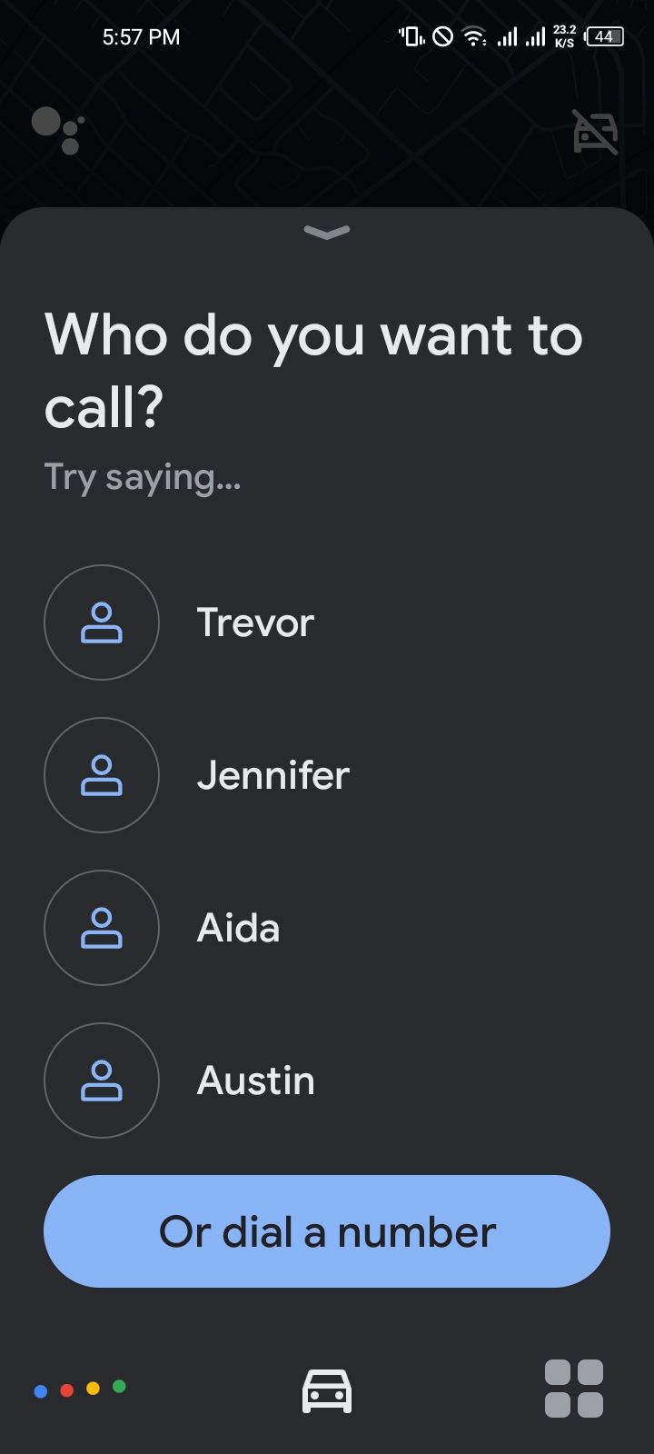 Интерфейс режима вождения Google Assistant