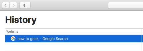 Выделенная запись истории в Safari перед удалением.