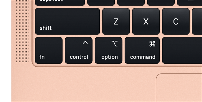Обзор клавиатуры MacBook Air с выделенными клавишами Command, Option и Control