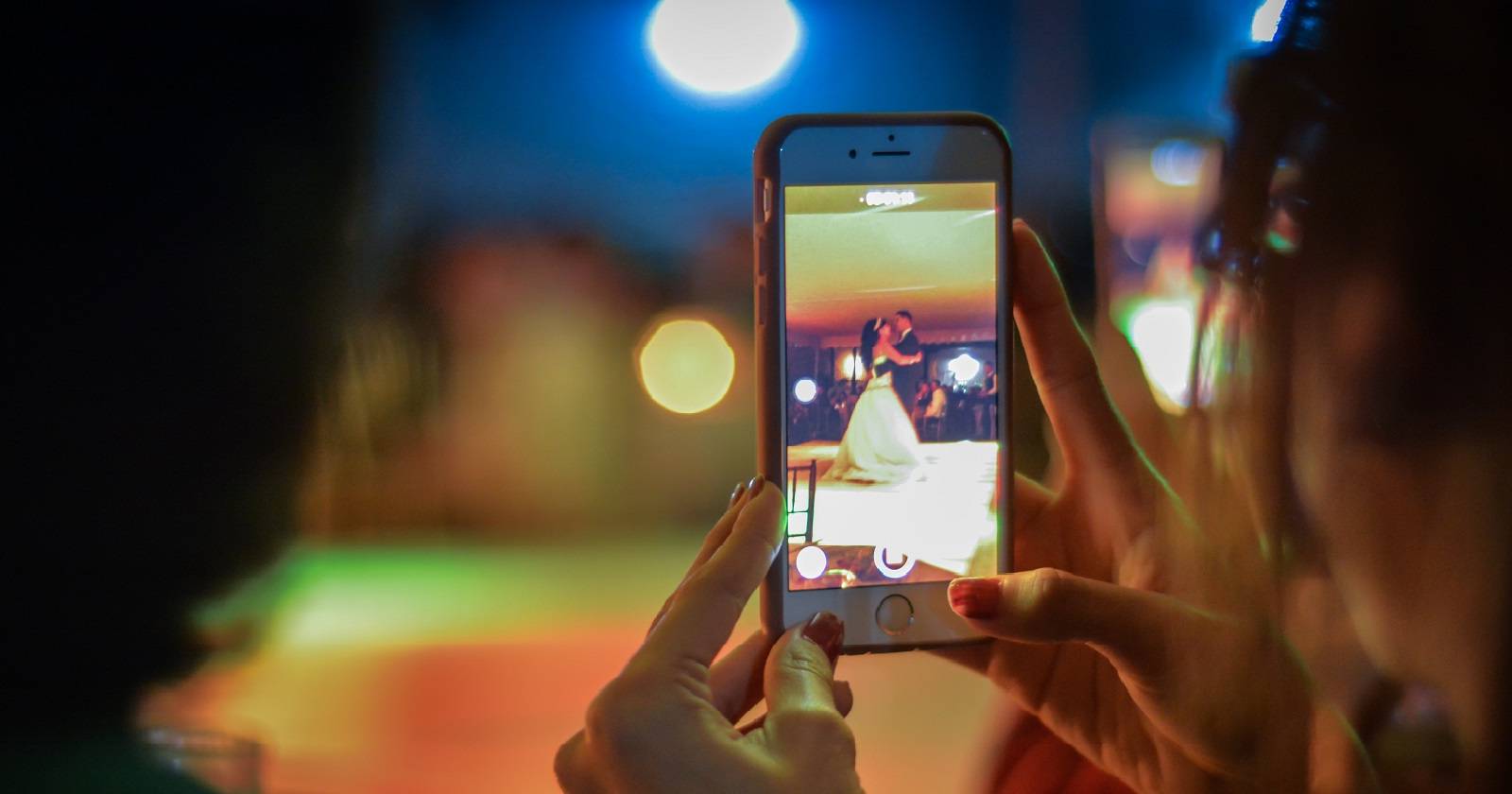 Как создавать и редактировать Воспоминания на iPhone