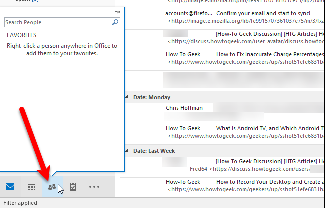 Иконка Люди в Outlook для просмотра контактов