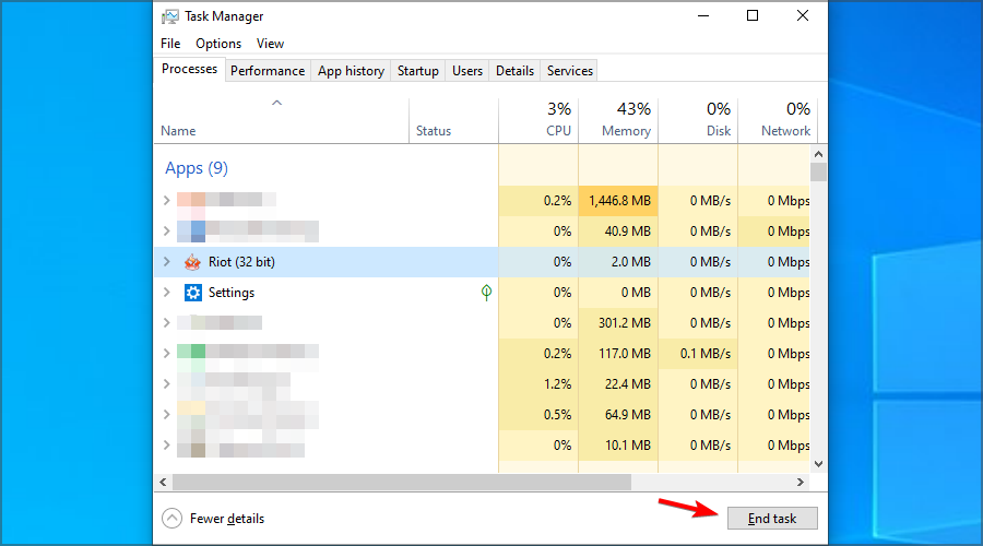Диспетчер задач — вкладка Процессы с кнопкой завершения задачи