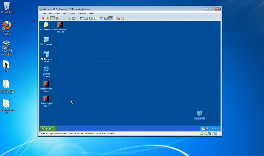 ノートPC上の仮想化ソフトでWindows XPが動くウィンドウを表示しているスクリーンショット