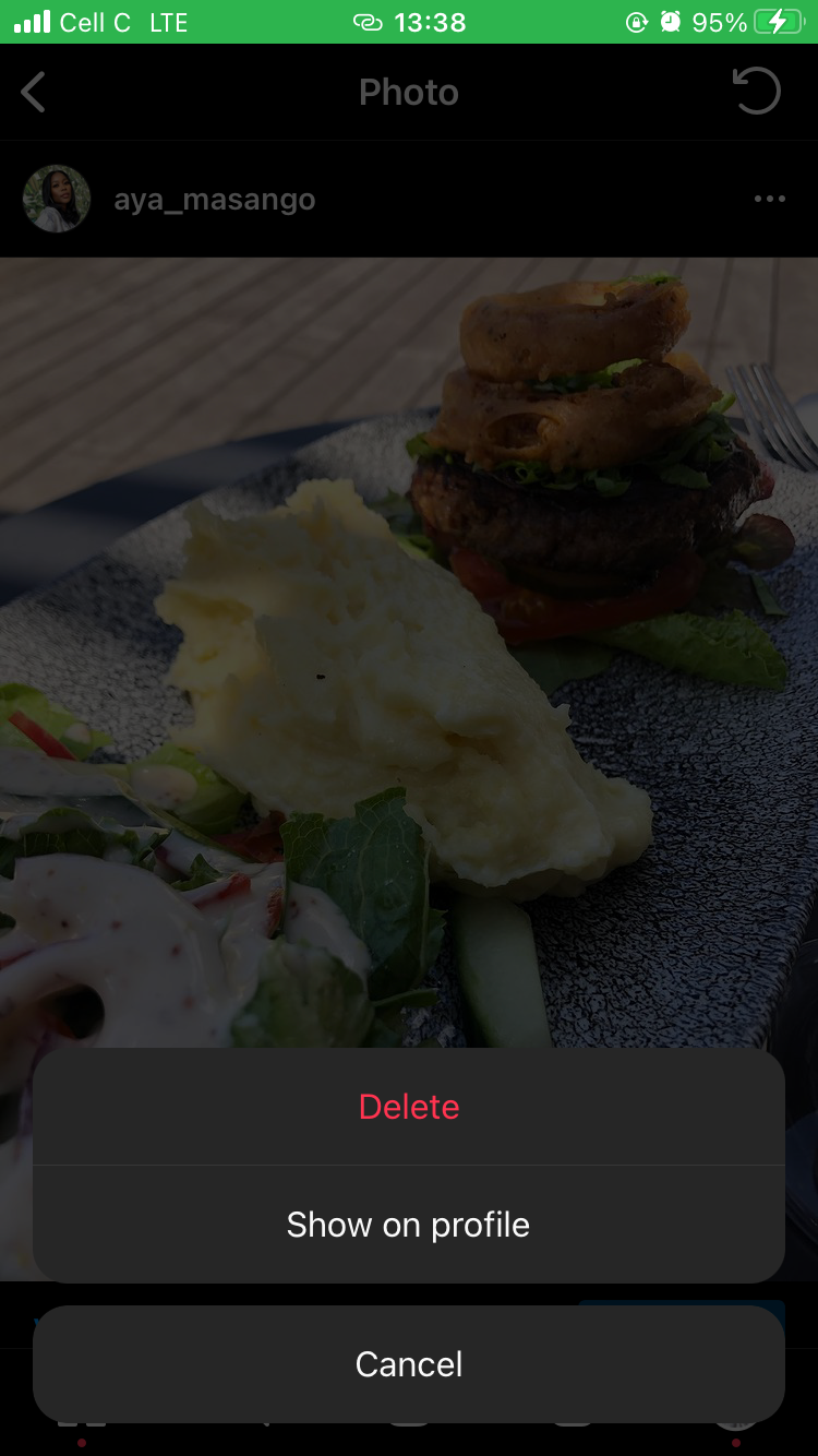 Скриншот: меню опций для заархивированного фото в Instagram