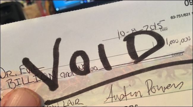 Чек, перечеркнутый и подготовленный к утилизации после подтверждённого депозита