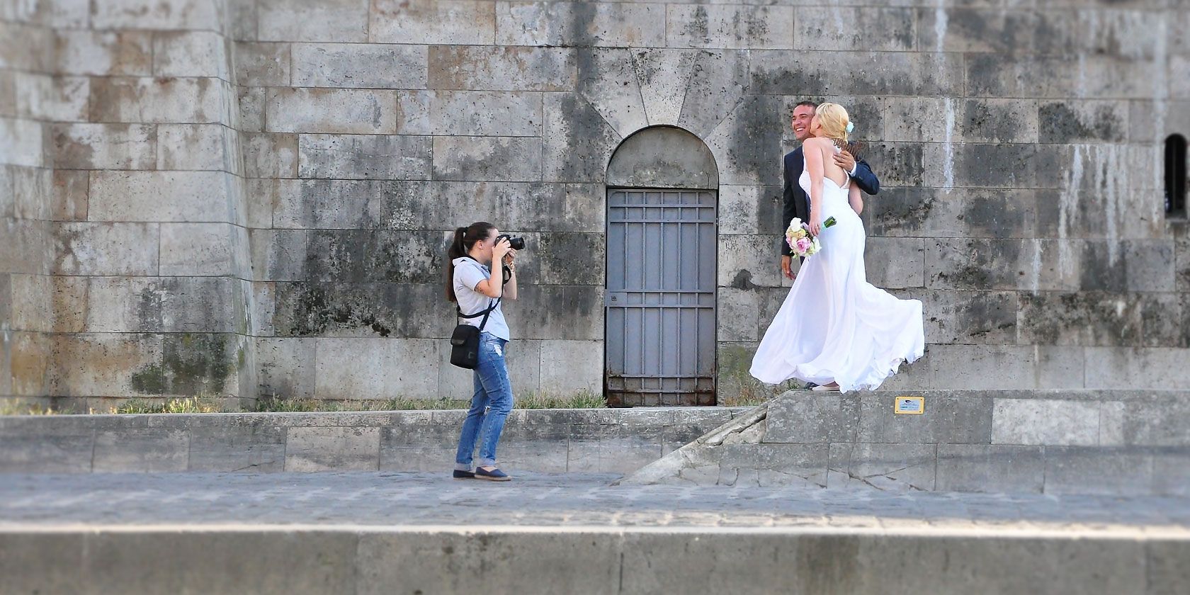 Как стать свадебным фотографом