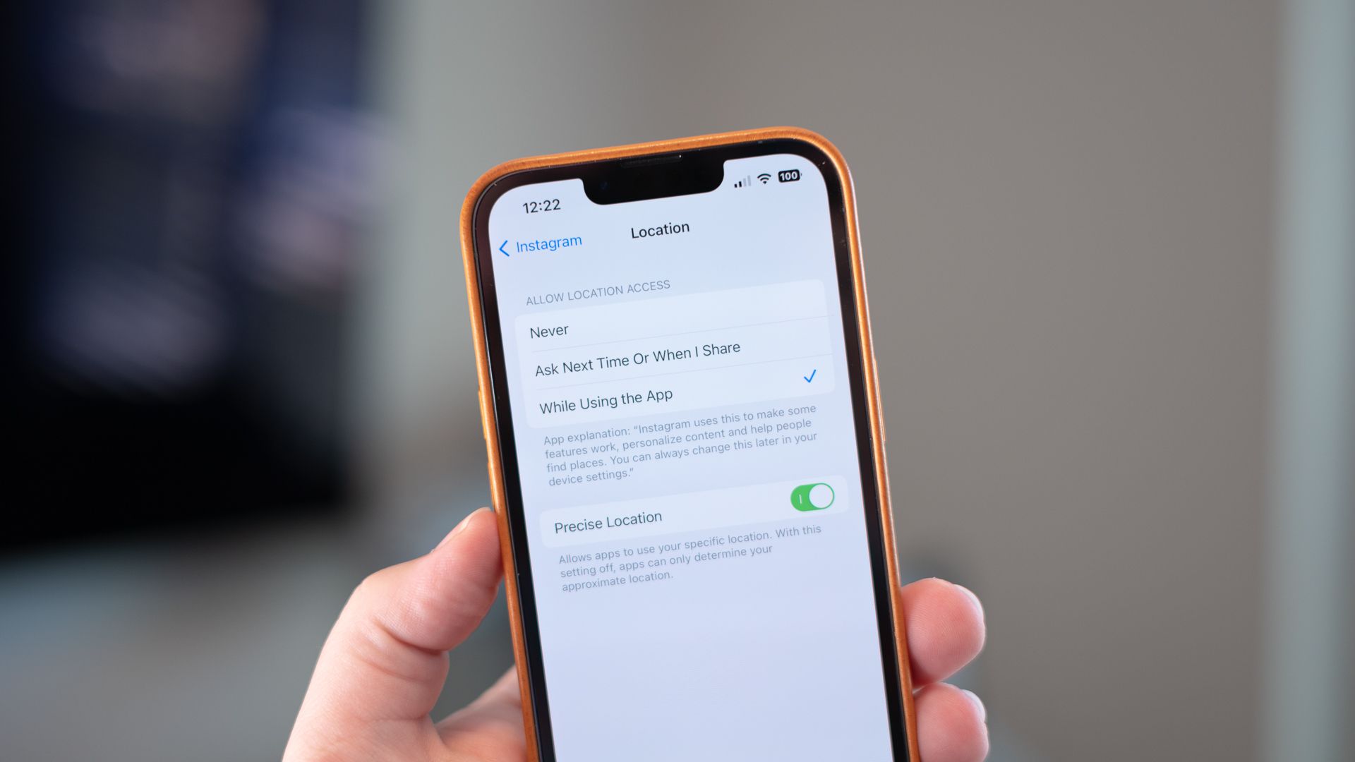 Отключить точное местоположение на iPhone и Android