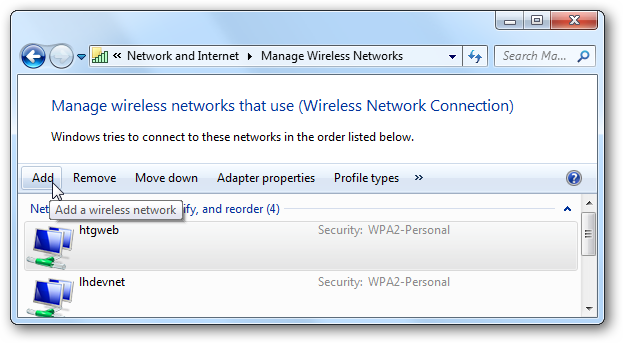 Окно добавления нового профиля на экране Управление беспроводными сетями