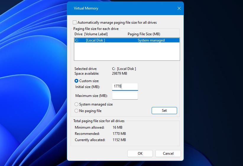 Радиокнопка Указать размер в окне виртуальной памяти