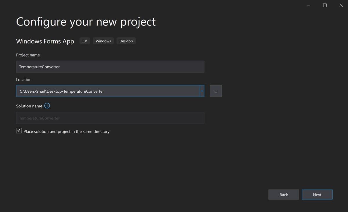 Настройка имени и расположения проекта Windows Forms