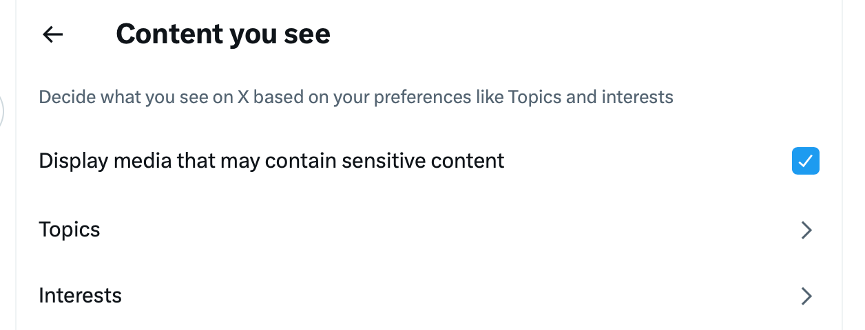 Переключатель «Показывать медиа с потенциально чувствительным содержимым» в X (Twitter).