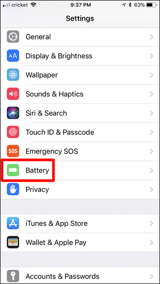 Экран меню «Аккумулятор» с параметрами и графиками использования