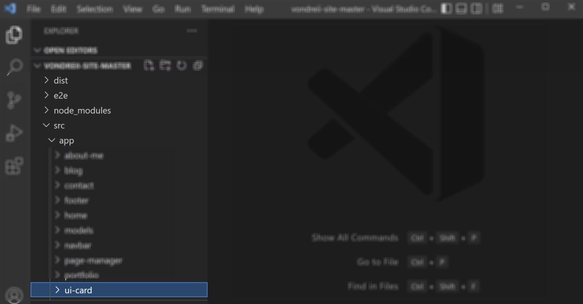 Боковая панель VS Code с расположением нового компонента UI card
