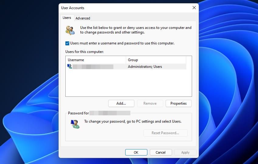 Окно Учётные записи пользователей с опцией ввода имени и пароля
