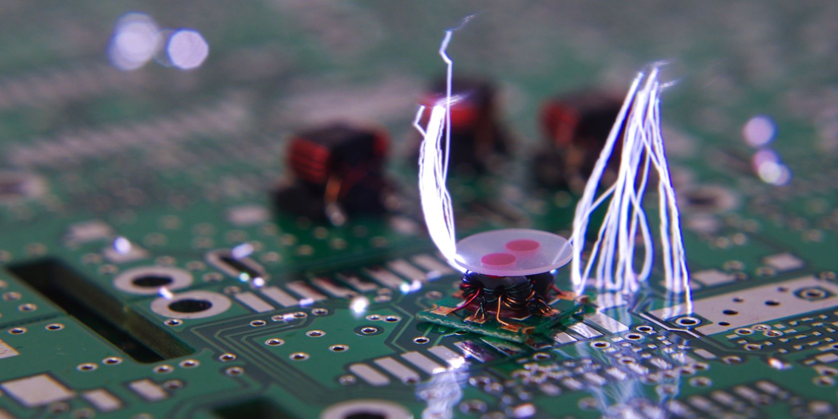 Статическое электричество и защита электроники