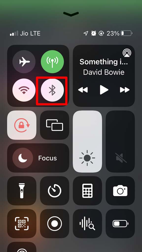пункт управления iPhone с выключенным Bluetooth