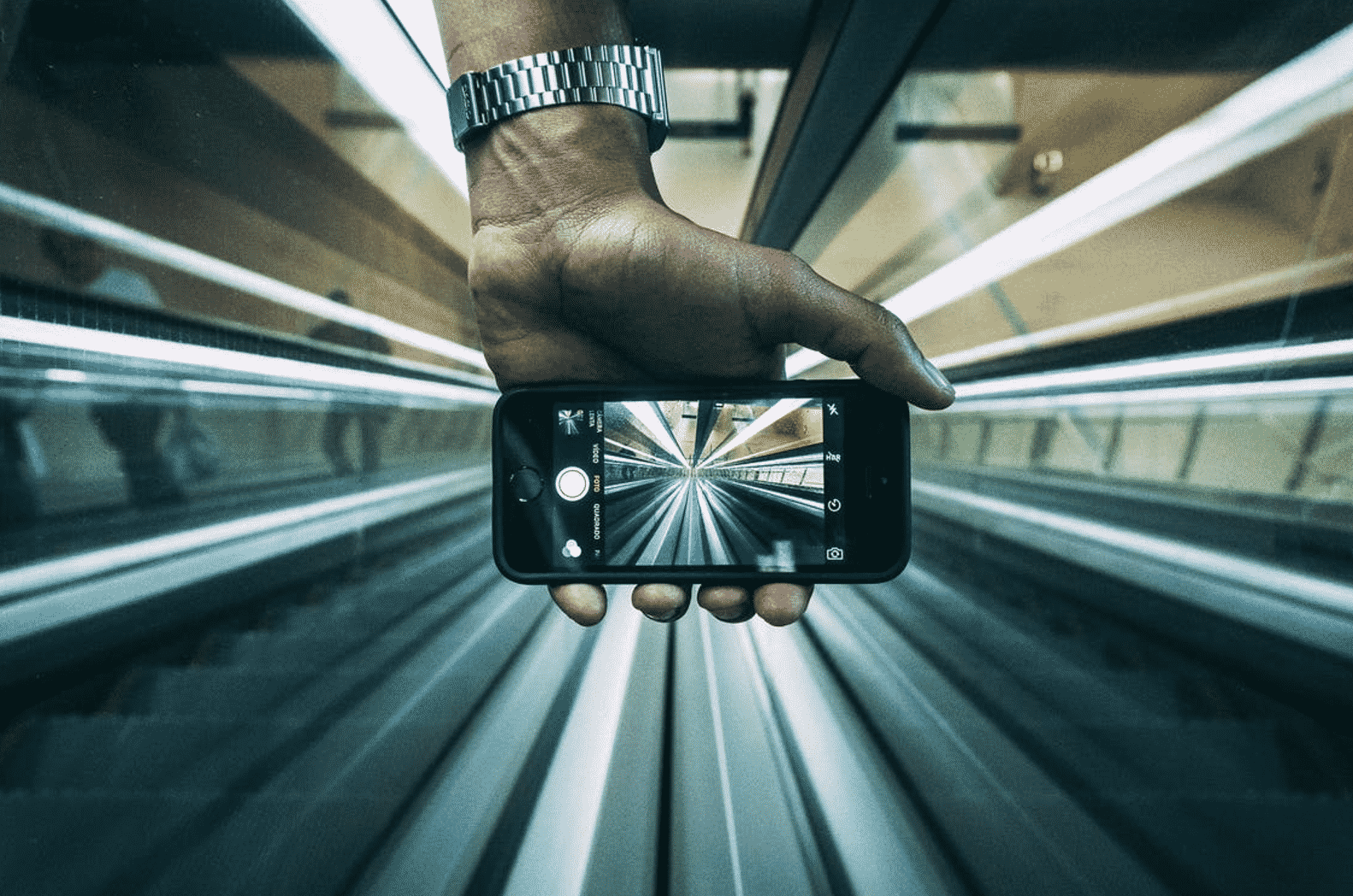 Как воспроизвести AVCHD на iPhone