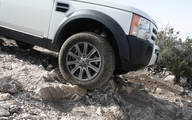 Внедорожник-в-пустыне