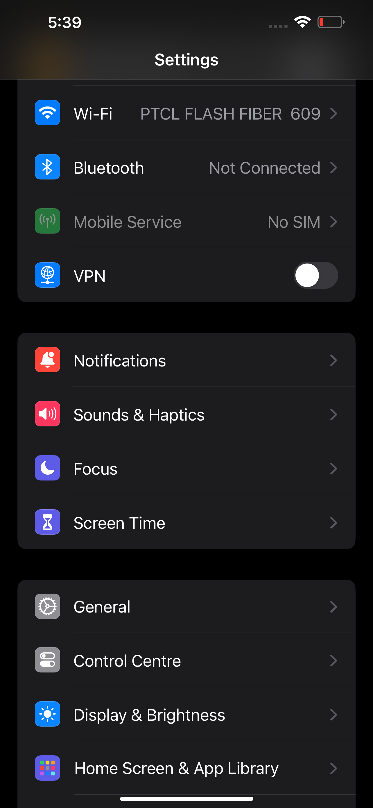 Приложение «Настройки» на iPhone