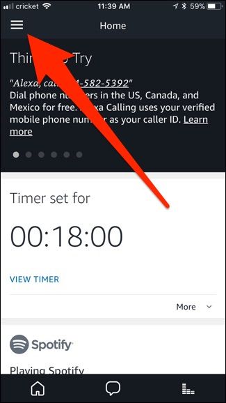 Экран меню приложения Alexa, открытая боковая панель