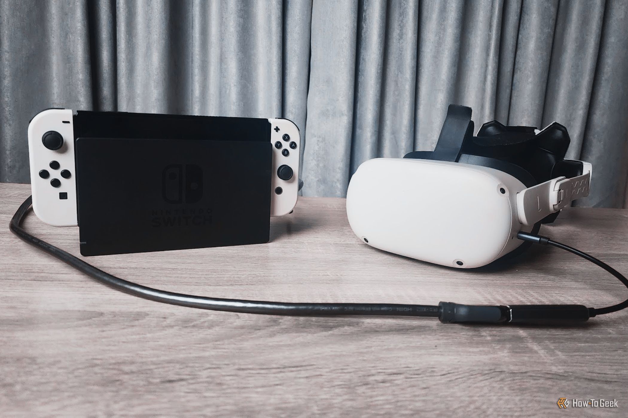 OLED‑Nintendo Switch, подключённый к Meta Quest 2.