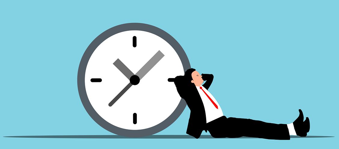 Человек теряет время на работе