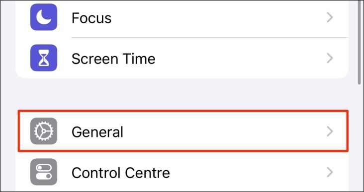 Выбрать Основные в настройках iPhone