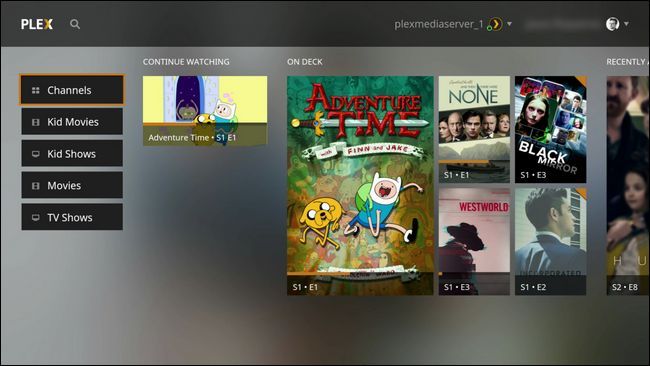 Основной интерфейс Plex на Fire TV с библиотеками