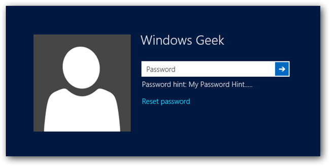 Ссылка «Сбросить пароль» под полем входа в Windows