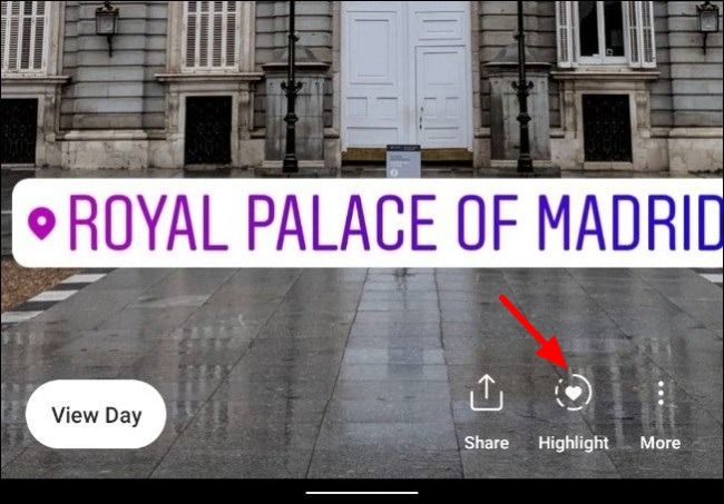 Нажмите кнопку Актуальное на сторис в Instagram