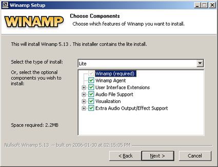 Интерфейс Winamp, запущенного с флешки
