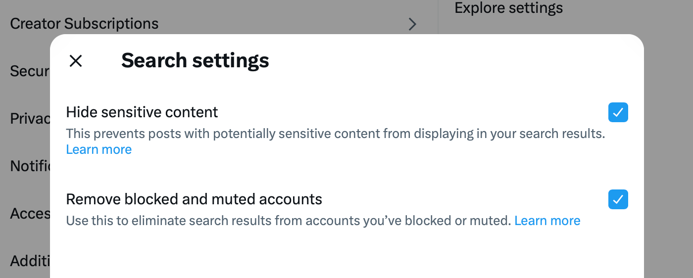 Включение отображения чувствительного контента в результатах поиска X (Twitter).
