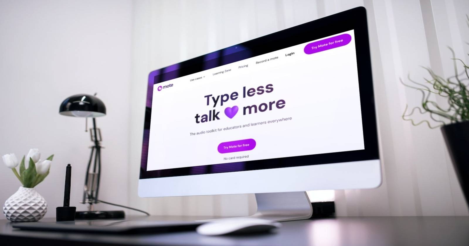 Главная страница приложения Mote на рабочем столе Mac, расположенная на столе