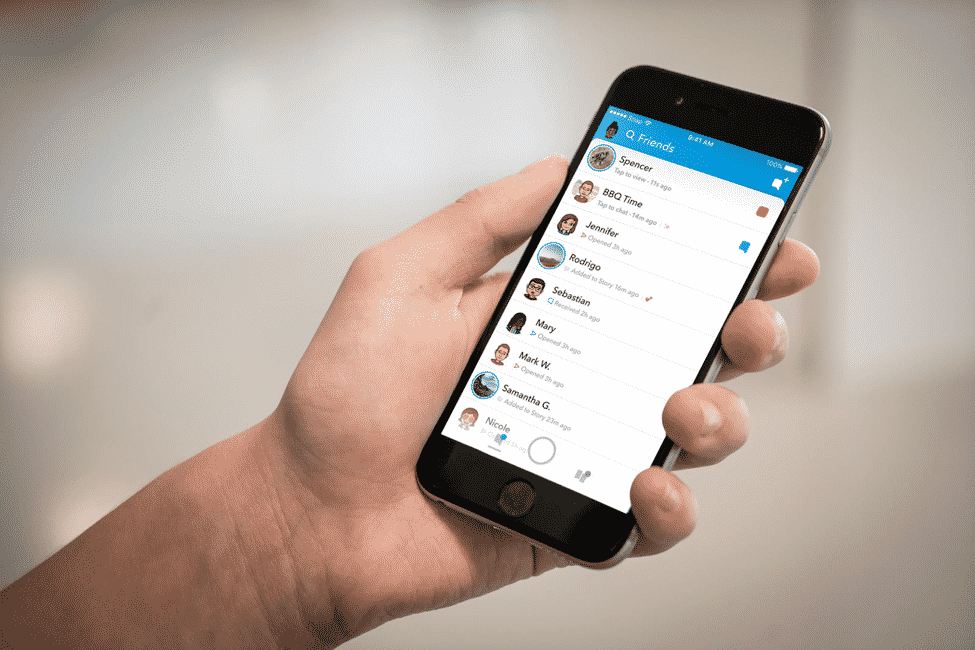 Иллюстрация: просмотр Snapchat при доступе к iCloud