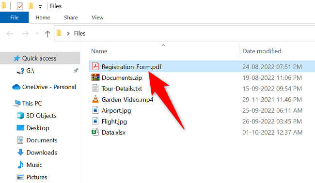 Нажмите первый файл, чтобы выделить его.