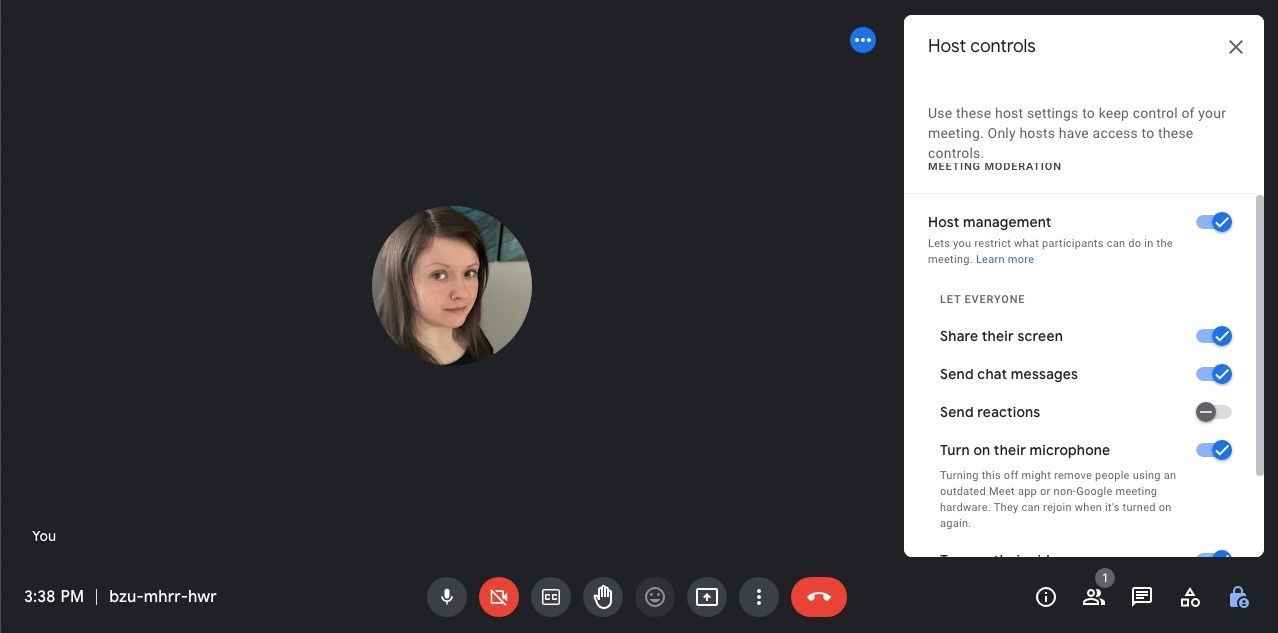 Панель управления ведущим в видеозвонке