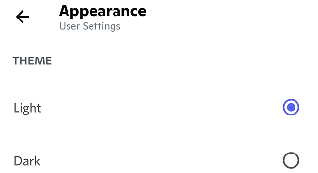 Discord на мобильном устройстве в светлой теме.