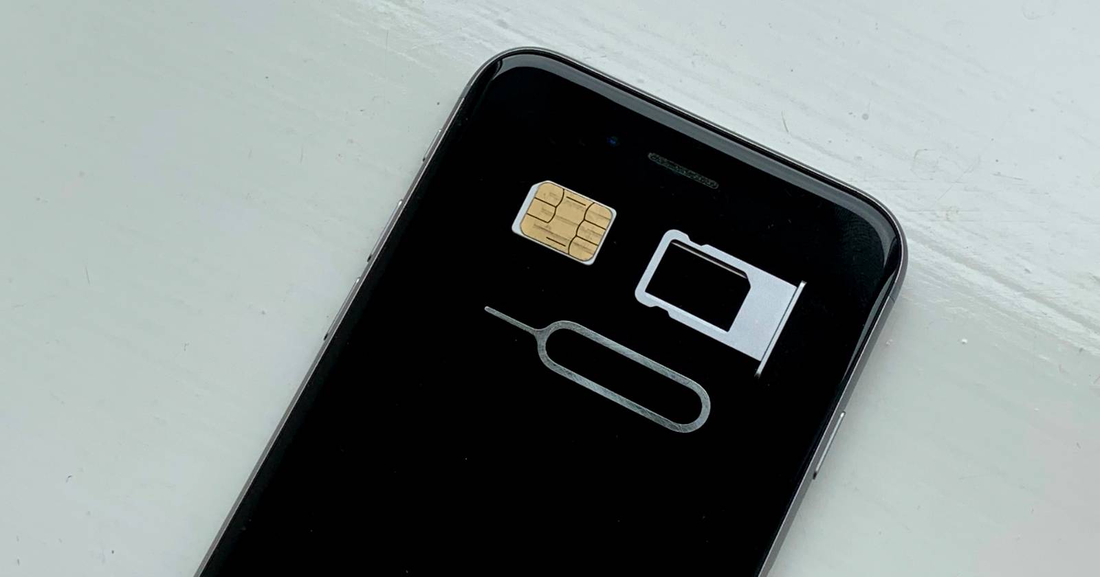 Как вынуть и заменить SIM‑карту в iPhone