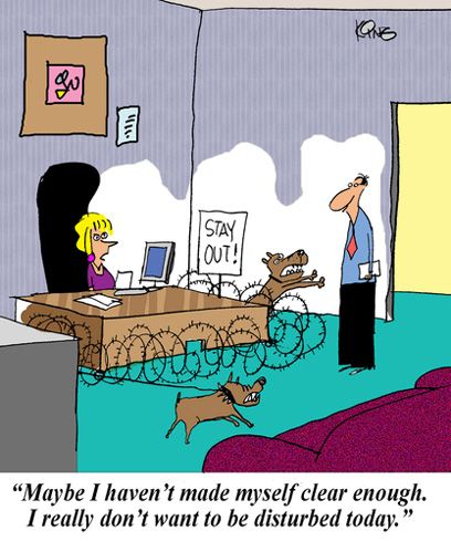 Знак не беспокоить на дверях домашнего офиса