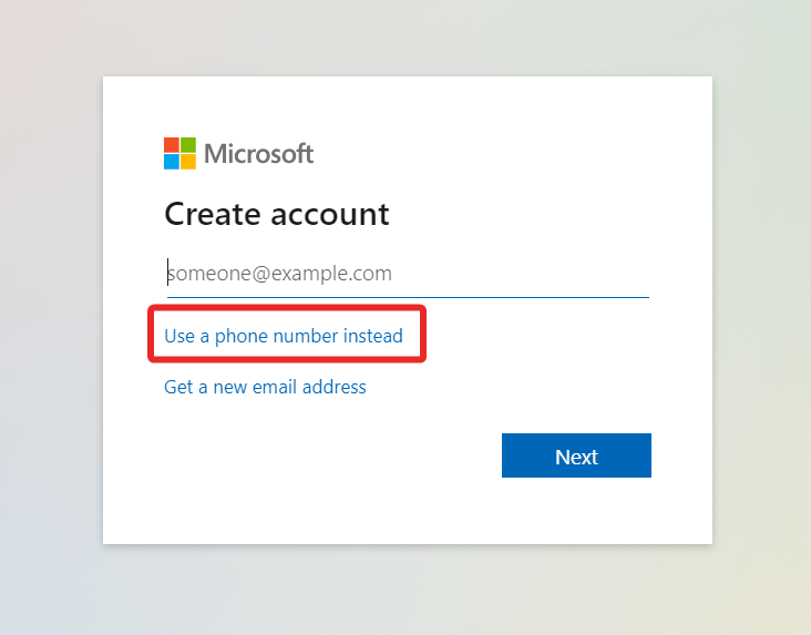 Форма регистрации с полем для email или номера телефона