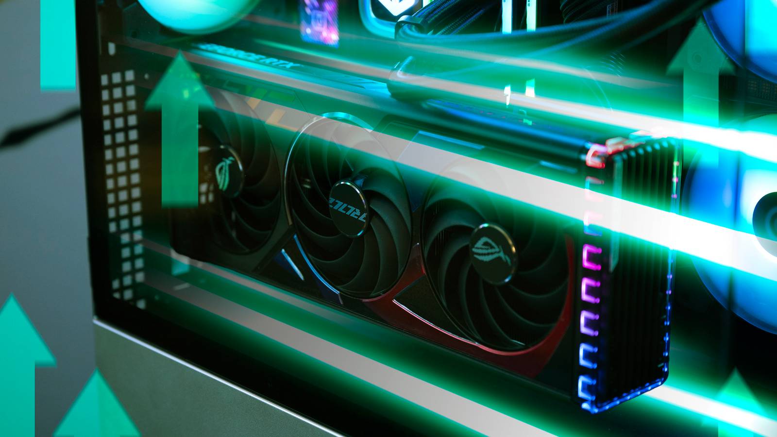 Видеокарта NVIDIA GeForce RTX внутри корпуса CyberPowerPC