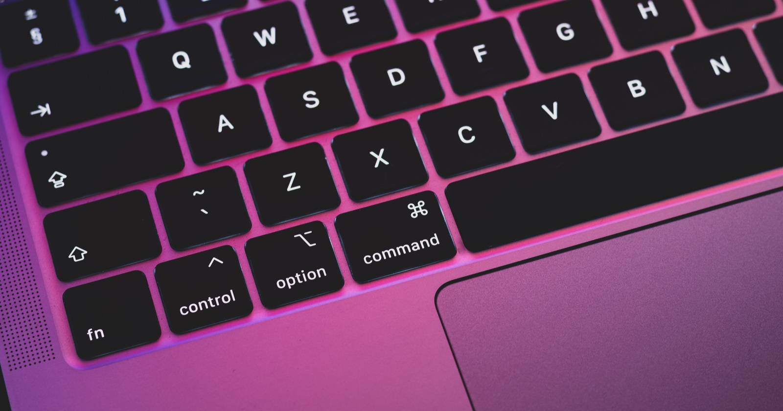 Клавиша Fn видна на клавиатуре ноутбука