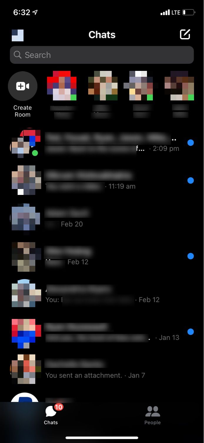 Окно переписки в Facebook Messenger на iPhone