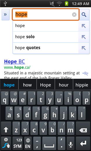 Список предложений Swype над клавиатурой