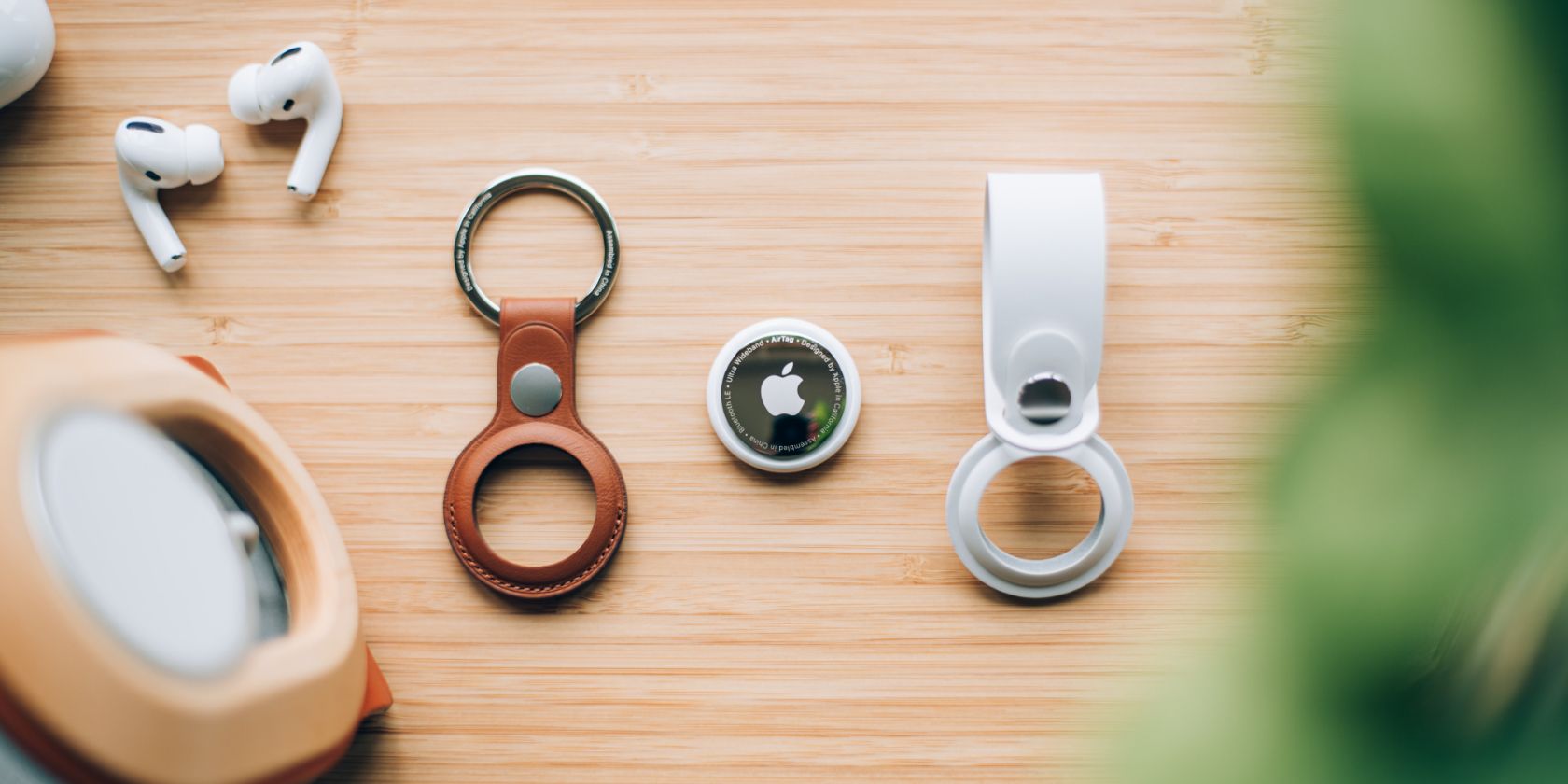Как использовать AirTag для отслеживания багажа