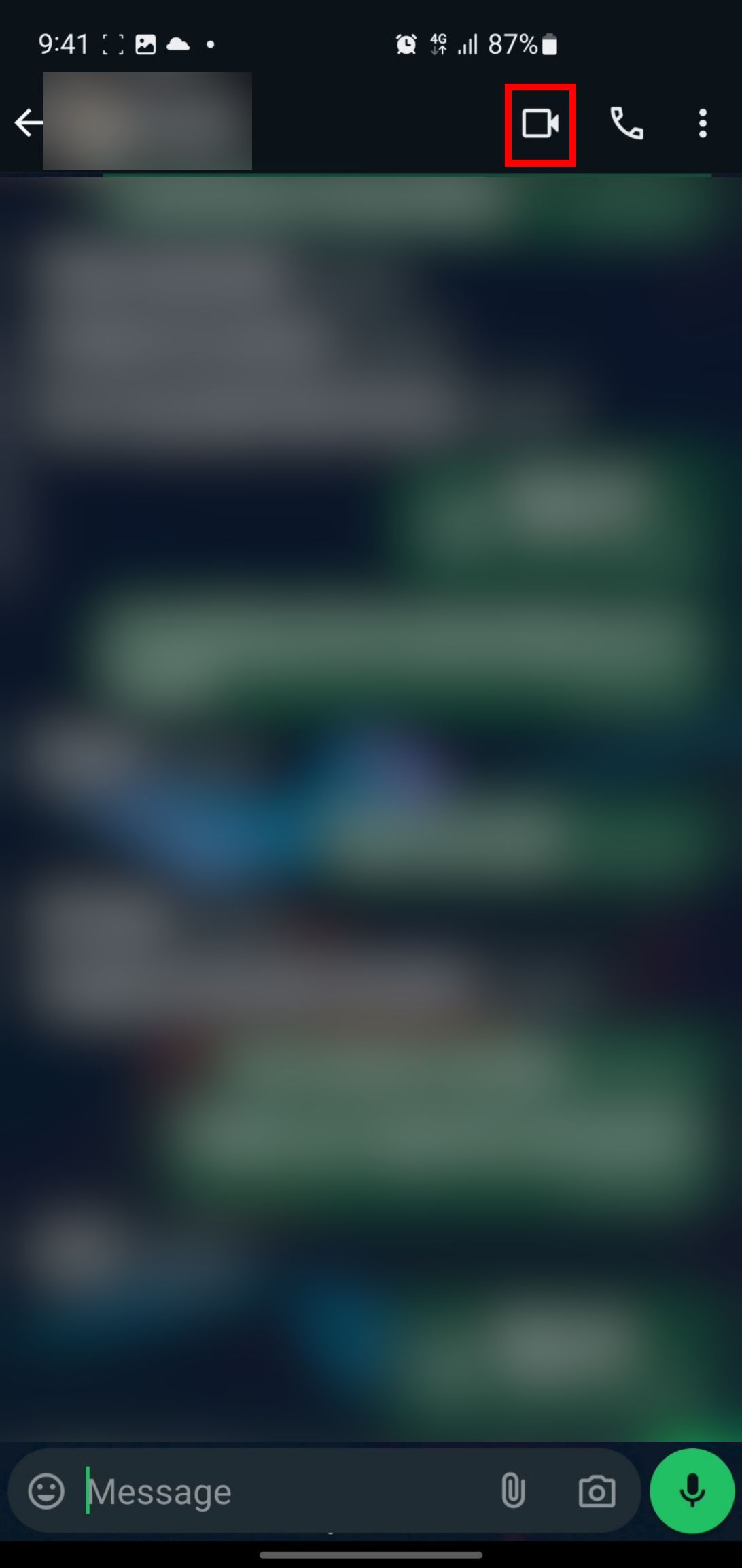 Иконка видеозвонка WhatsApp.