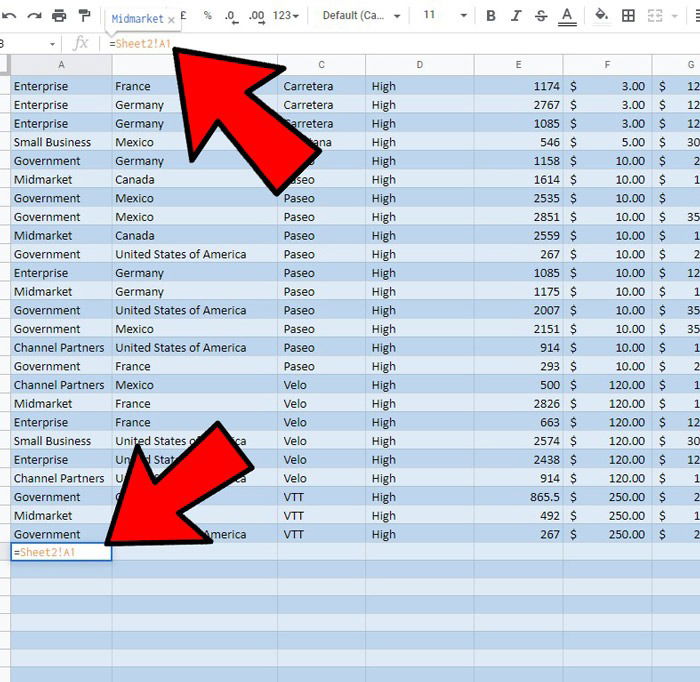 Связывание ячейки между листами в Google Sheets