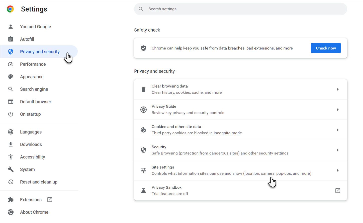 Страница Настройки сайтов в Chrome с показом недавно посещённых доменов