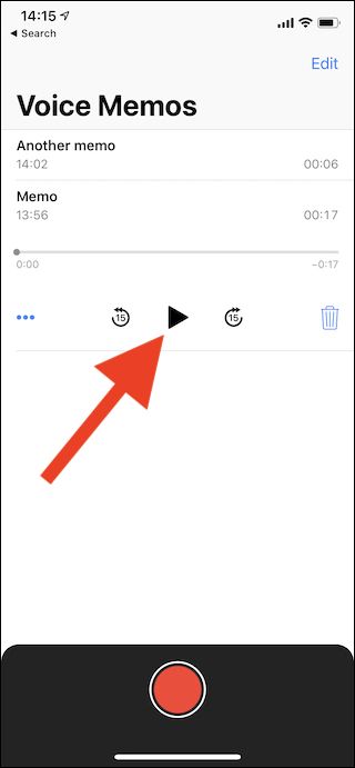 Чёрная кнопка 'Воспроизвести' для выбранной записи